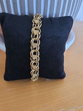 Vintage Monet Gold Tone Heart Link Bracelet